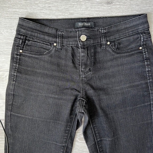 White House Black Market Faded Black Mid-Rise Skinny Jeans | EUC Size XS - Picture 6 of 13